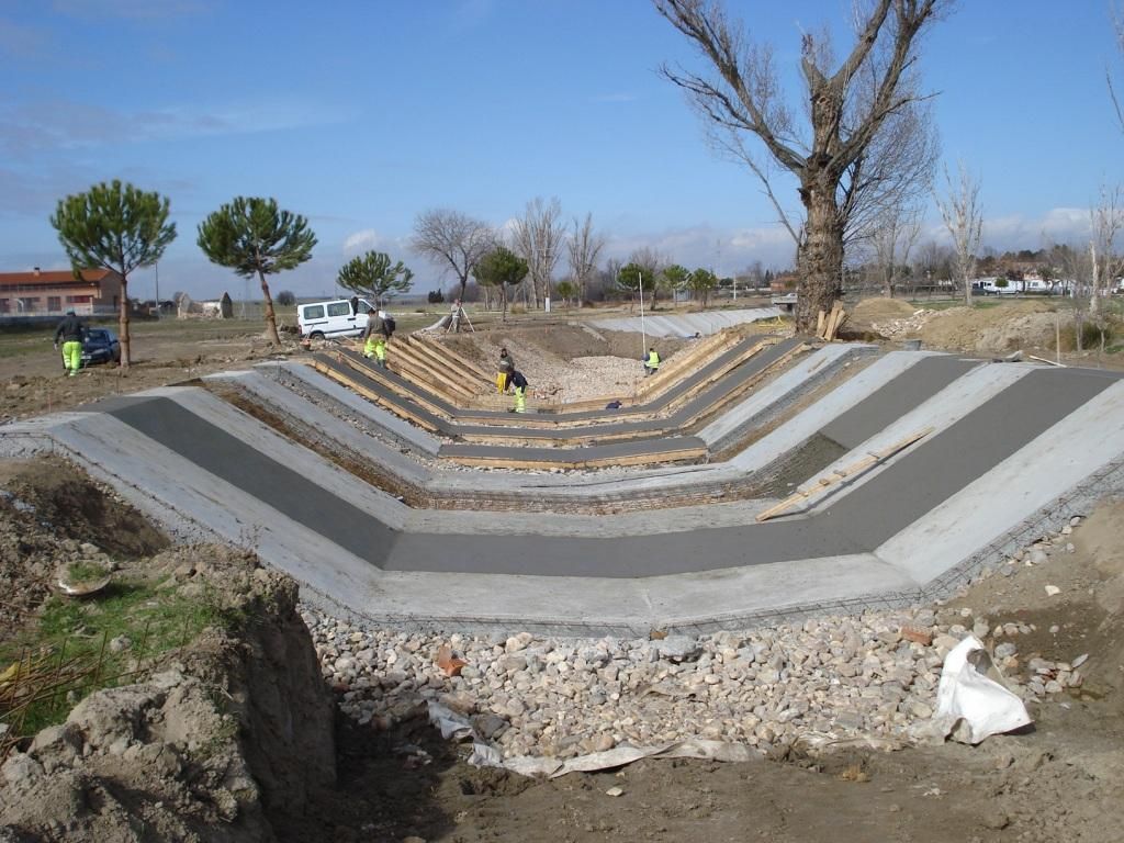 Entorno Obras y Servicios, S.L. Obras hidráulicas 12