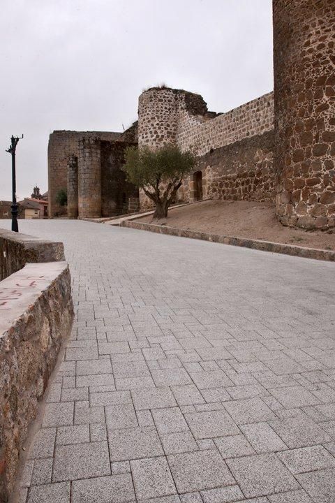 Entorno Obras y Servicios, S.L. Urbanizaciones 4