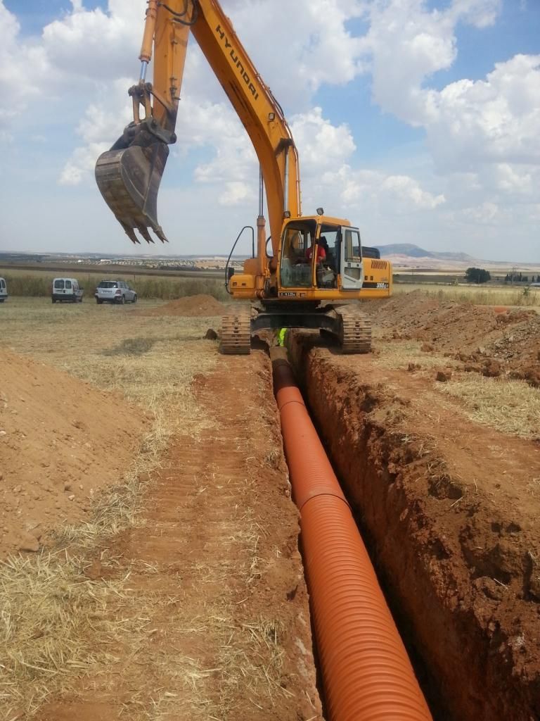 Entorno Obras y Servicios, S.L. Obras hidráulicas 10