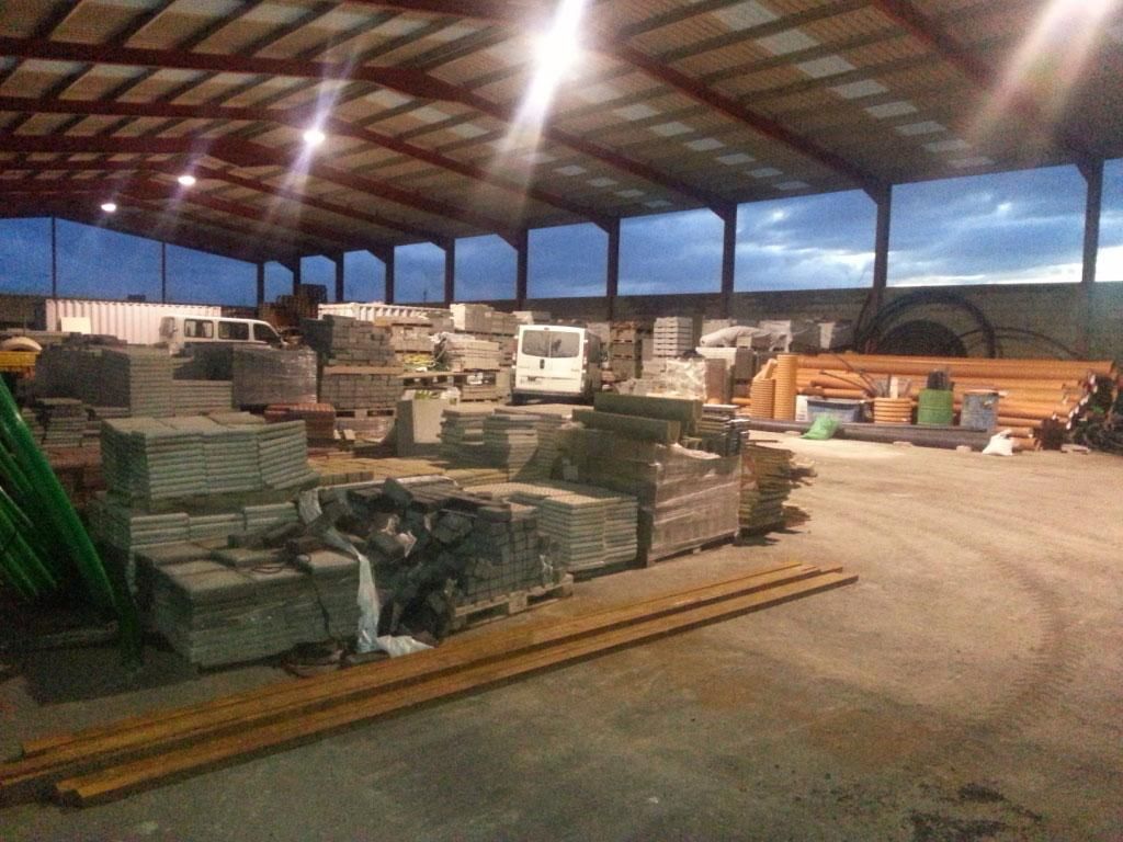 Entorno Obras y Servicios, S.L. maquinaria e instalaciones 10