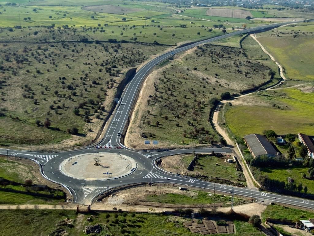 Entorno Obras y Servicios, S.L. carreteras 17