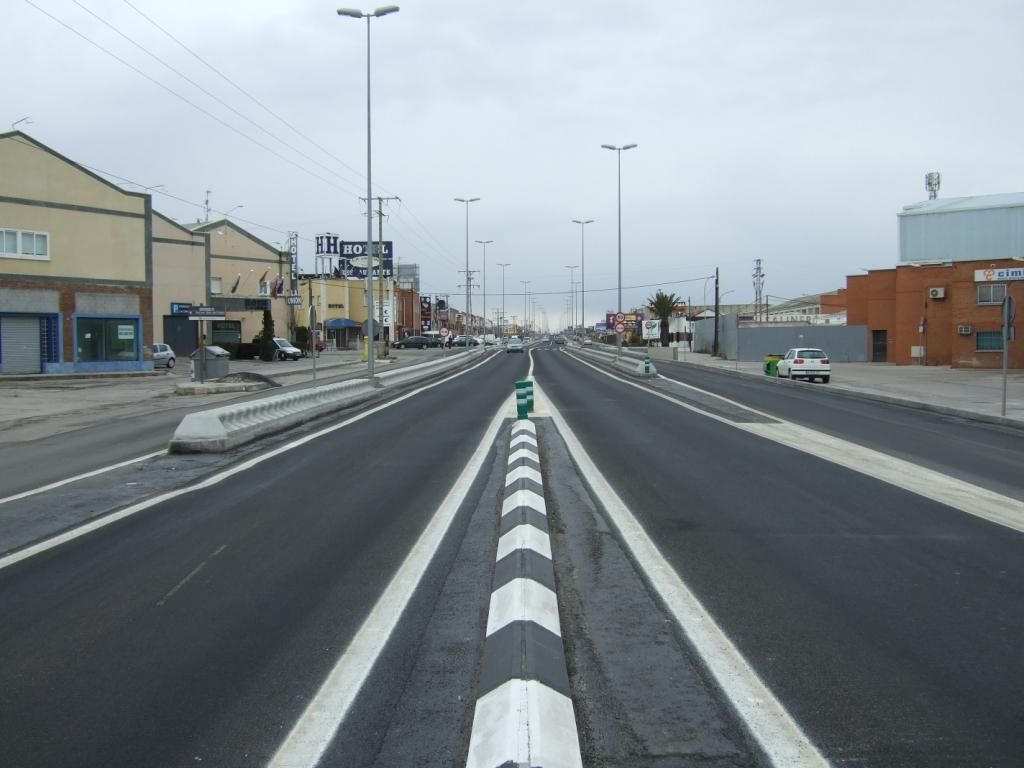 Entorno Obras y Servicios, S.L. carreteras 11