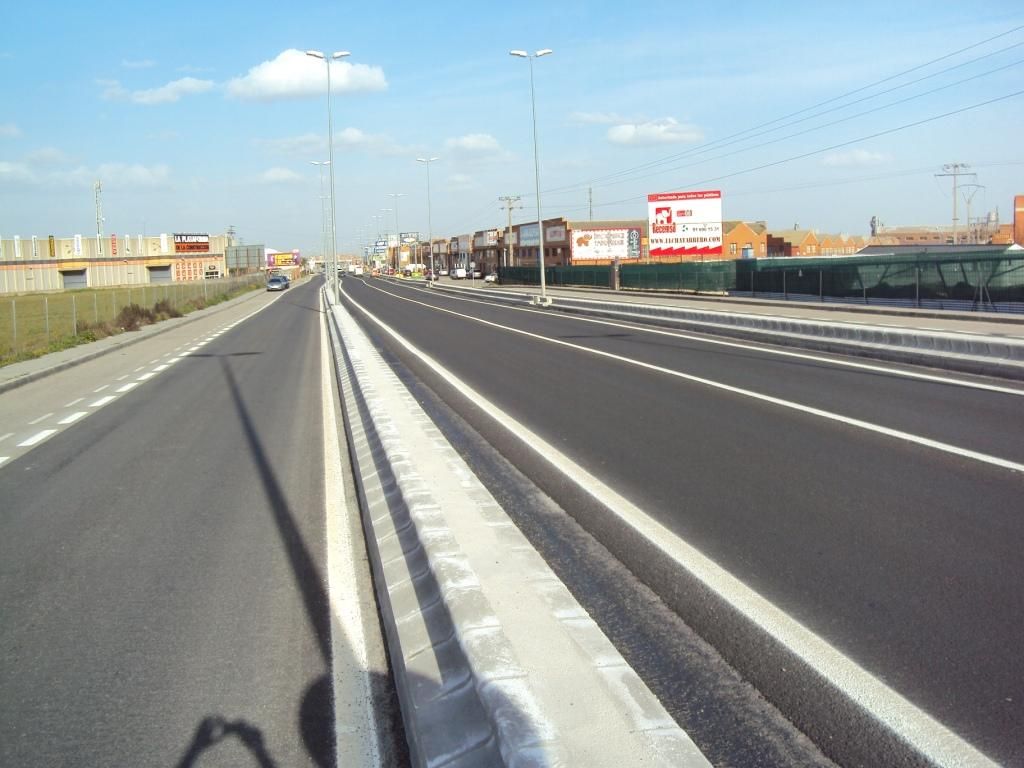 Entorno Obras y Servicios, S.L. carreteras 4