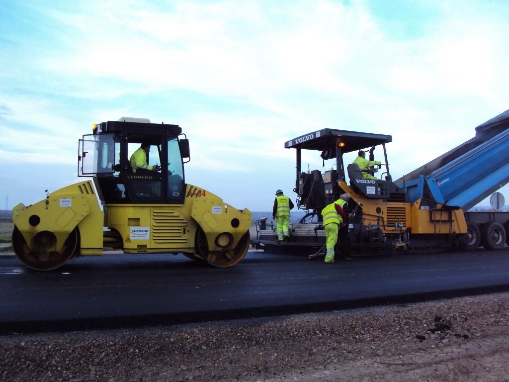 Entorno Obras y Servicios, S.L. carreteras 9