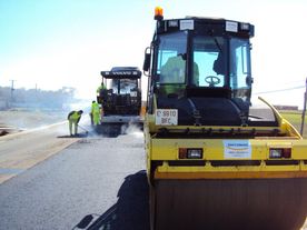 Entorno Obras y Servicios, S.L. Fabricación y extendido m. asfálticas 1