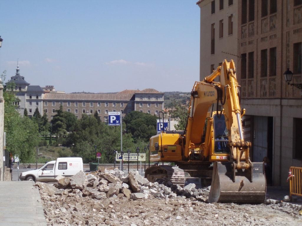 Entorno Obras y Servicios, S.L. Urbanizaciones 16
